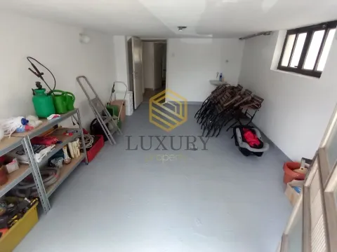 Rent, house, 100m², Tološi, Podgorica - image 2