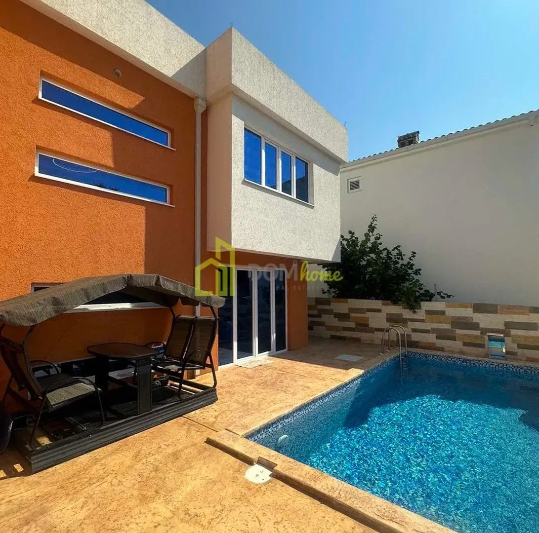 Sale, house, 170m², Bar, Crna Gora