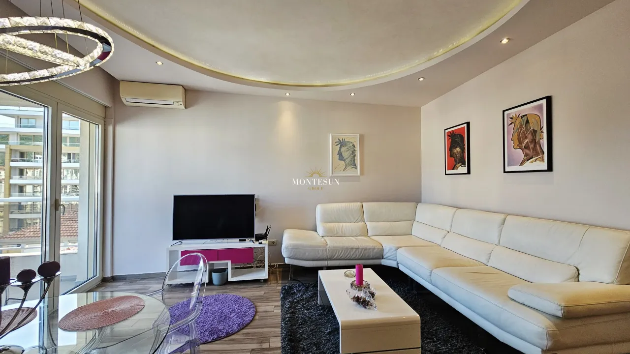 Rent, two bedroom apartment, 68m², Centar, Budva