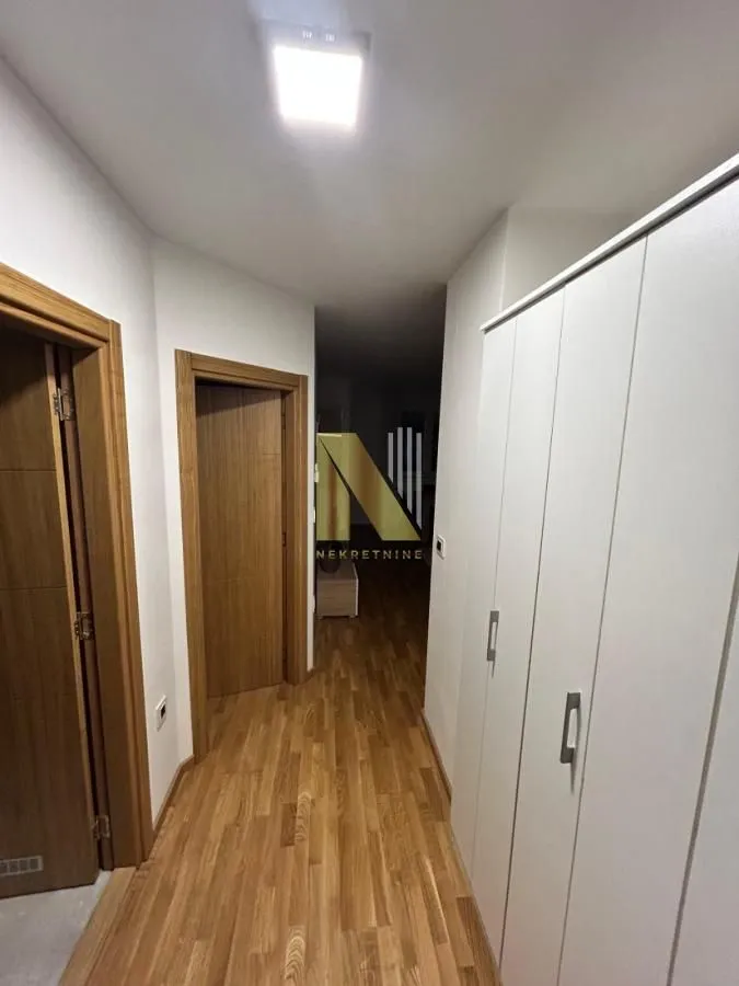 Izdavanje, jednosoban stan, 44m², Petrovaradin, Novi Sad
