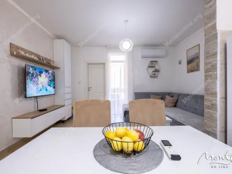 Prodaja, dvosoban stan, 48m², Dobrota, Kotor - image 24