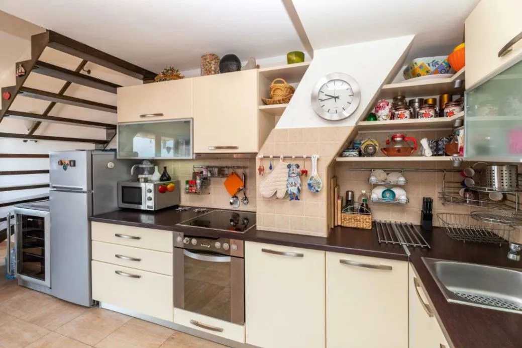 Prodaja, dvosoban stan, 78m², Kamenari, Herceg Novi