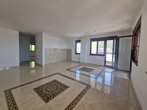 Sale, two bedroom apartment, 120m², Bečići, Budva - image 25