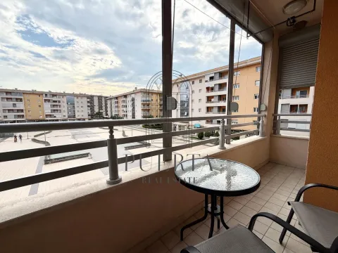 Rent, one bedroom apartment, 50m², City Kvart, Podgorica - image 6
