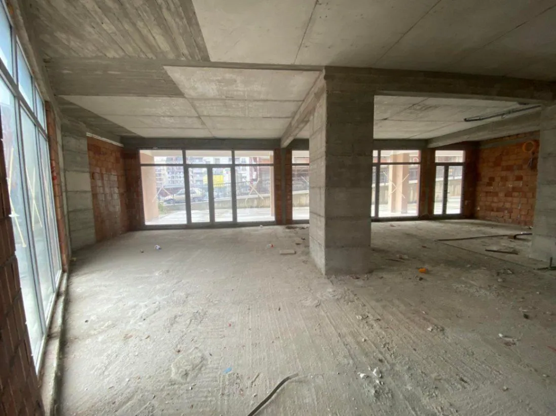 Rent, office space, 90m², Ljubović, Podgorica