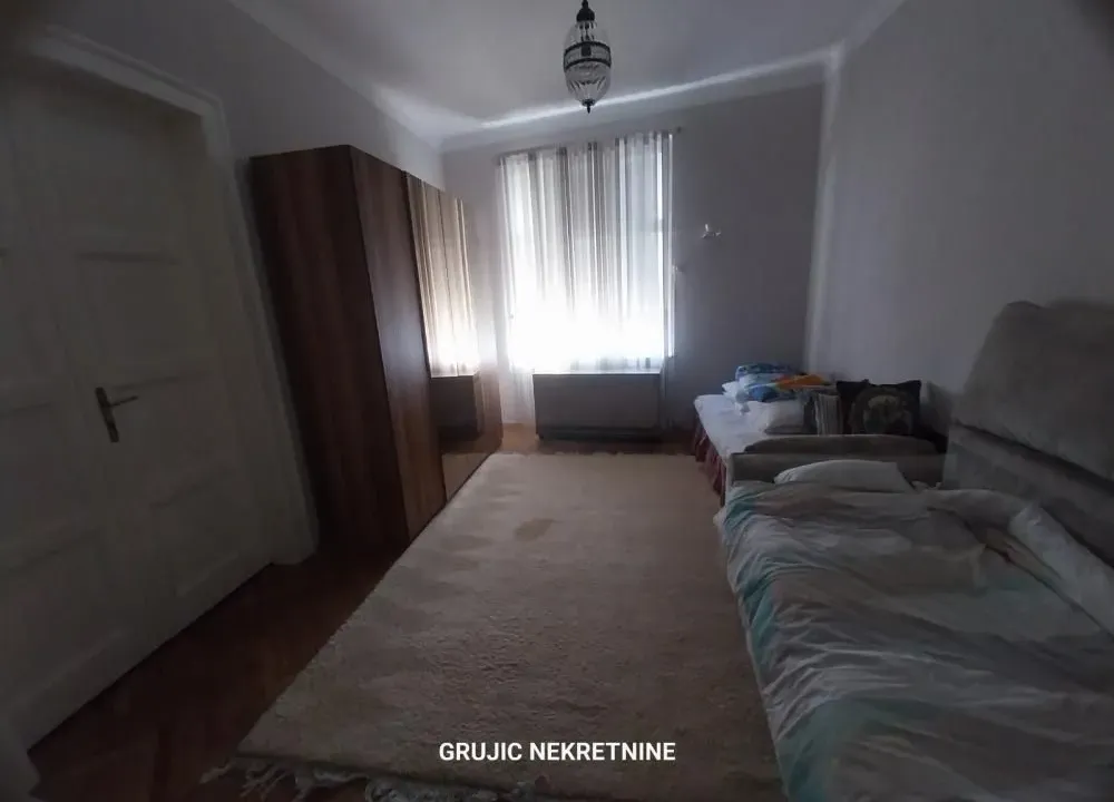 Sale, three bedroom apartment, 82m², Stari Grad, Beograd