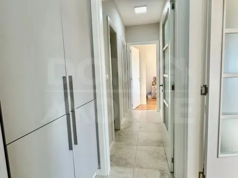 Izdavanje, dvosoban stan, 67m², Tivat, Crna Gora - image 10