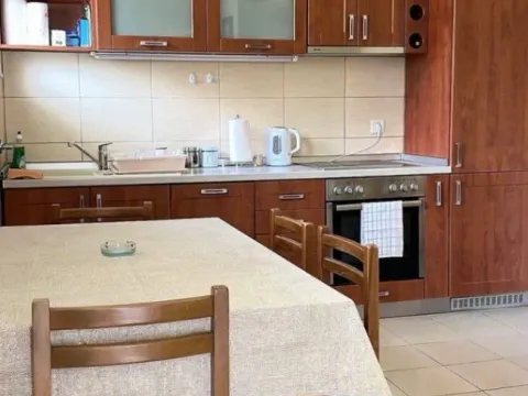 Izdavanje, jednosoban stan, 60m², Igalo, Herceg Novi - image 5