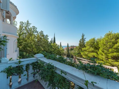 Sale, house, 485m², Sveti Stefan, Budva - image 44