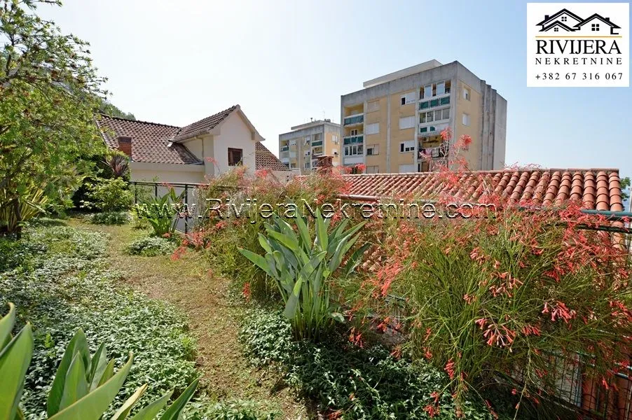 Prodaja, kuća, 184m², Savina, Herceg Novi