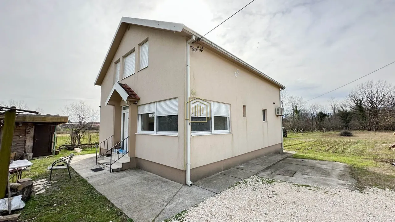 Sale, house, 120m², Spuž, Danilovgrad