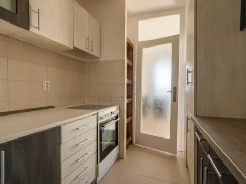 Sale, two bedroom apartment, 73m², Bar, Crna Gora - image 2