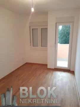 Izdavanje, jednosoban stan, 47m², City Kej, Podgorica - image 6