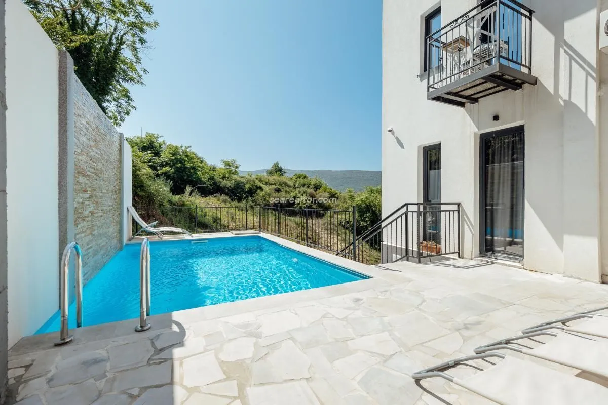 Prodaja, kuća, 859m², Herceg Novi, Crna Gora