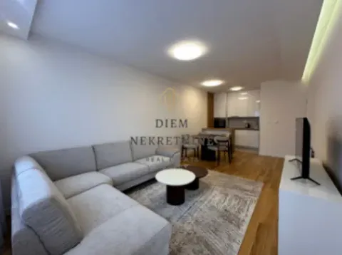 Izdavanje, dvosoban stan, 72m², Central Point, Podgorica - image 9