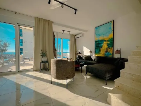 Daily-rent, three bedroom apartment, 180m², Dobra Voda, Budva - image 4