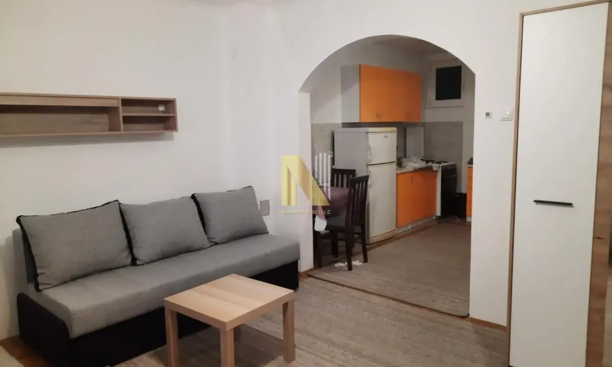 Rent, studio apartment, 30m², Bulevar Oslobodjenja, Novi Sad Sve Podlokacije