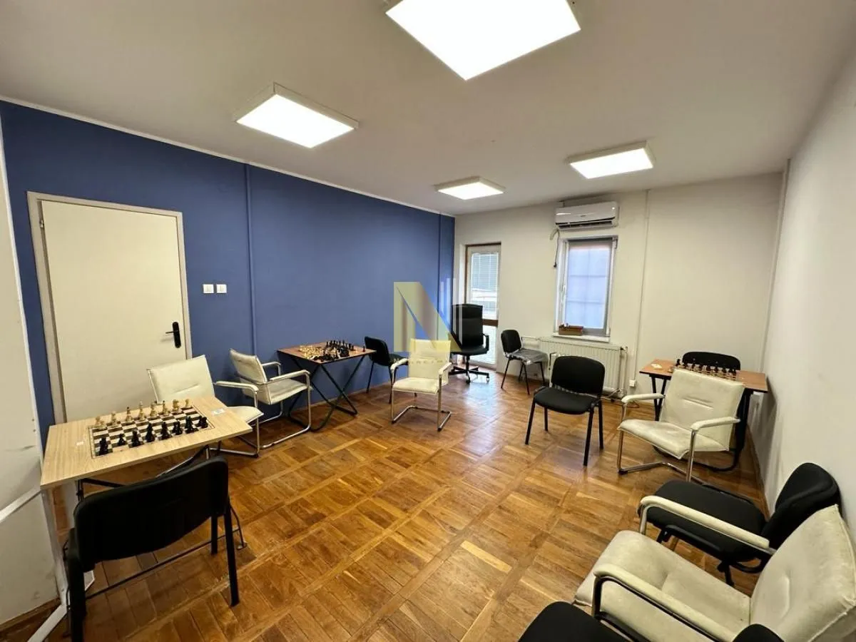 Rent, office space, 182m², Centar, Novi Sad