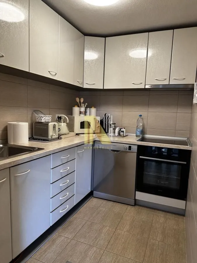 Prodaja, kuća, 249m², Krstašice, Irig