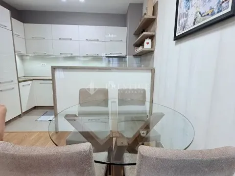 Prodaja, dvosoban stan, 63m², City Kvart, Podgorica - image 6