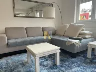 Izdavanje, stan, 100m², Socijalno, Novi Sad Sve Podlokacije - image 1