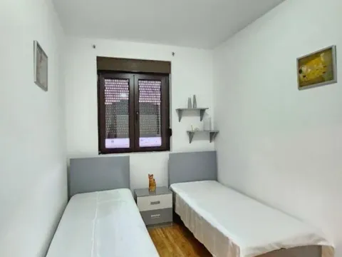 Sale, one bedroom apartment, 42m², Bečići, Budva - image 7