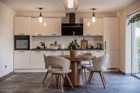 Prodaja, kuća, 300m², Budva, Crna Gora - image 8