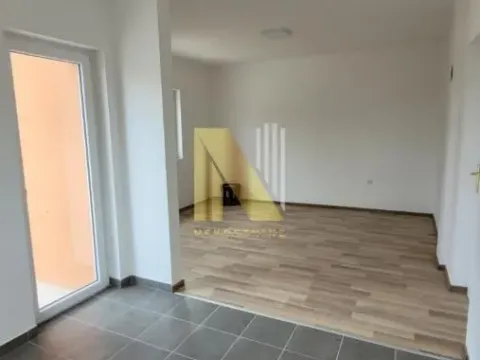 Prodaja, kuća, 105m², Petrovaradin, Novi Sad - image 3