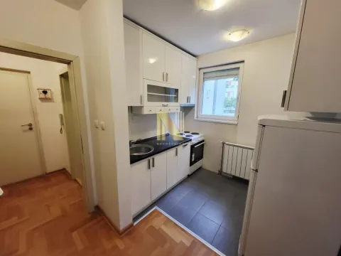 Prodaja, jednosoban stan, 36m², Jugovićevo, Novi Sad Sve Podlokacije - image 9