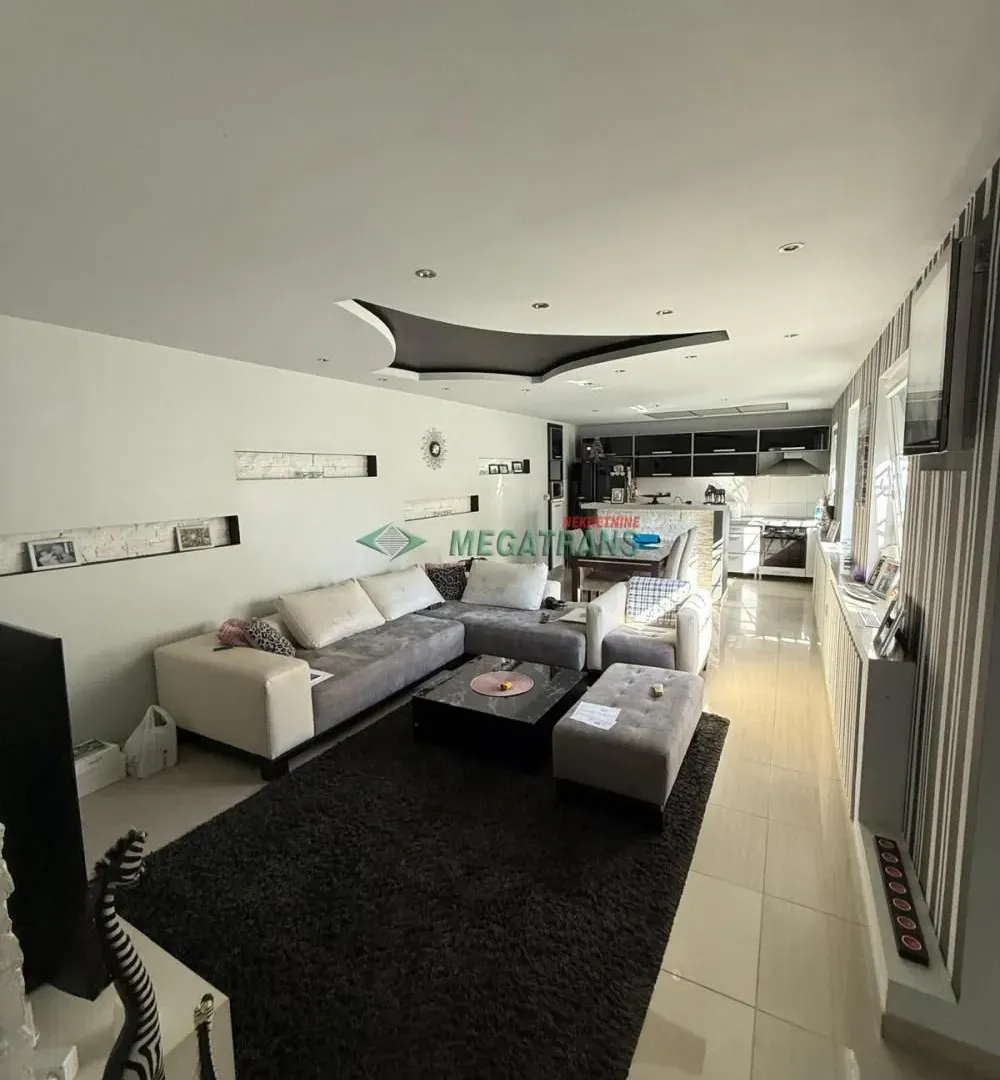 Izdavanje, kuća, 130m², Salajka, Novi Sad Sve Podlokacije