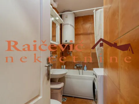 Sale, three bedroom apartment, 76m², Stari Grad, Beograd - image 12