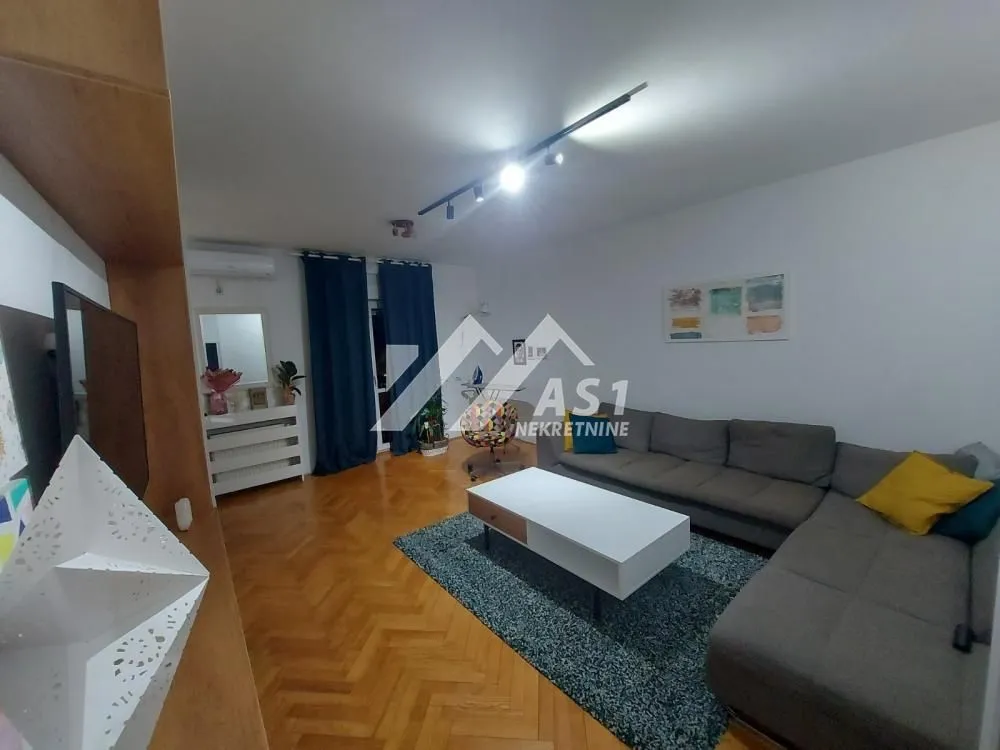 Rent, three bedroom apartment, 85m², Sajam, Novi Sad Sve Podlokacije