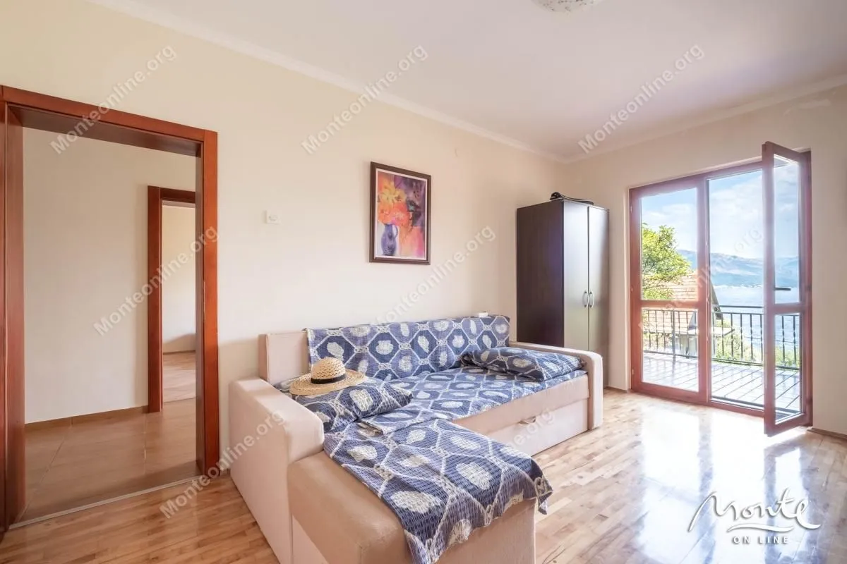 Prodaja, kuća, 147m², Krašići, Tivat