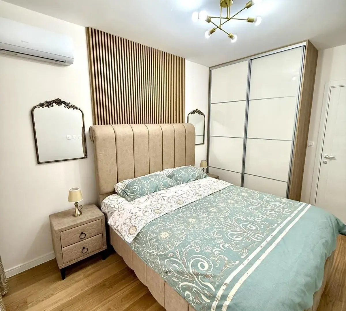 Izdavanje, dvosoban stan, 60m², Central Point, Podgorica