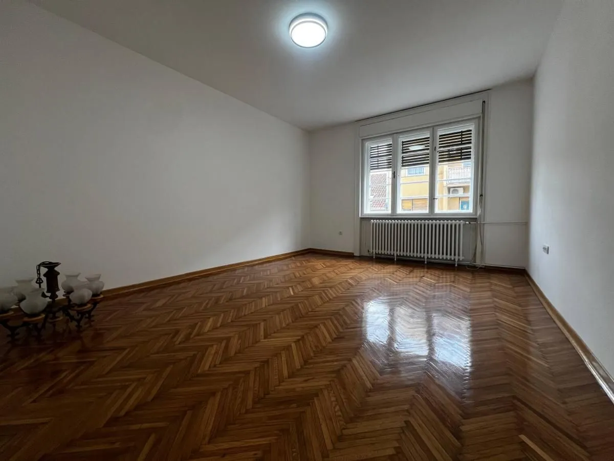 Rent, office space, 80m², Stari grad, Novi Sad