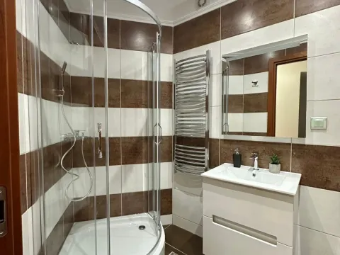 Rent, two bedroom apartment, 53m², Centar, Podgorica - image 11