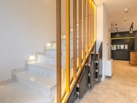 Rent, house, 180m², Gornja Gorica, Podgorica - image 4