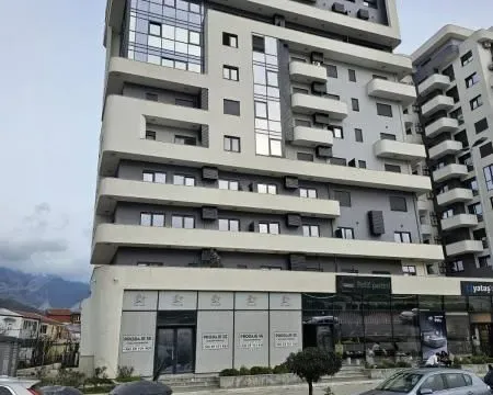 Rent, office space, 201m², Bar, Crna Gora