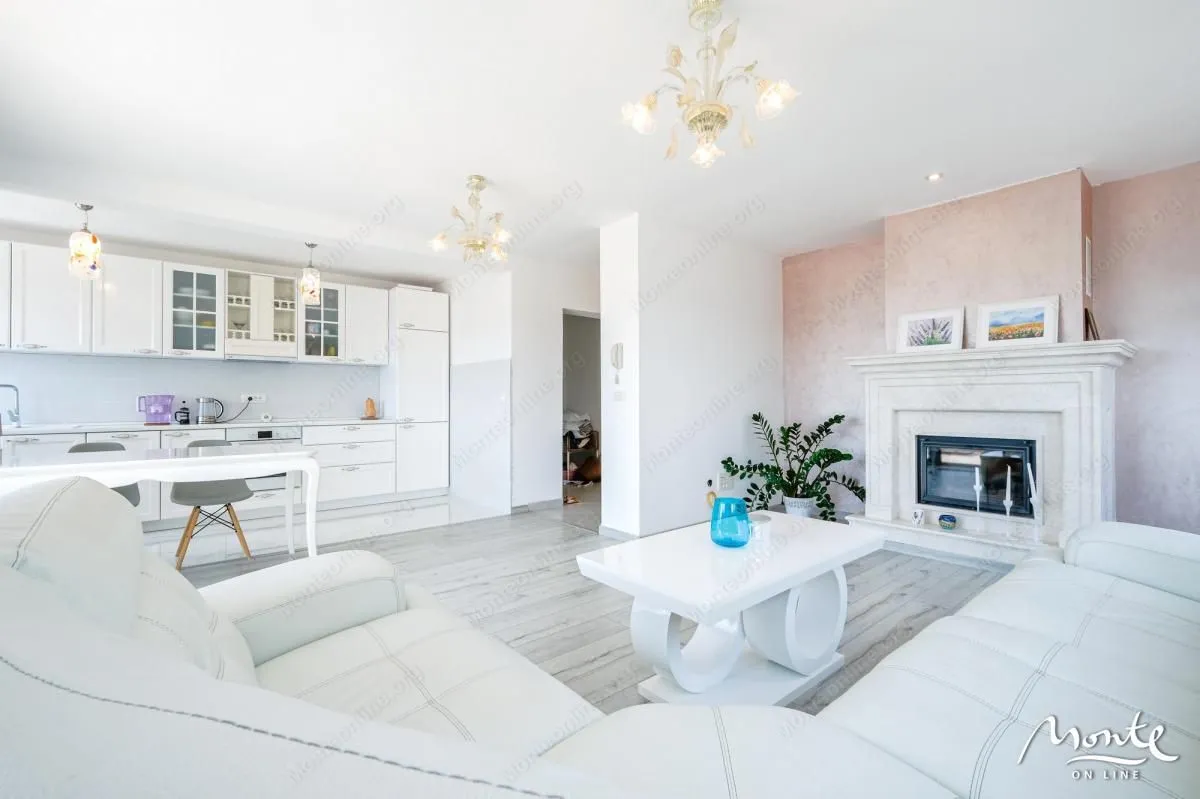 Sale, three bedroom apartment, 116m², Tivat, Crna Gora