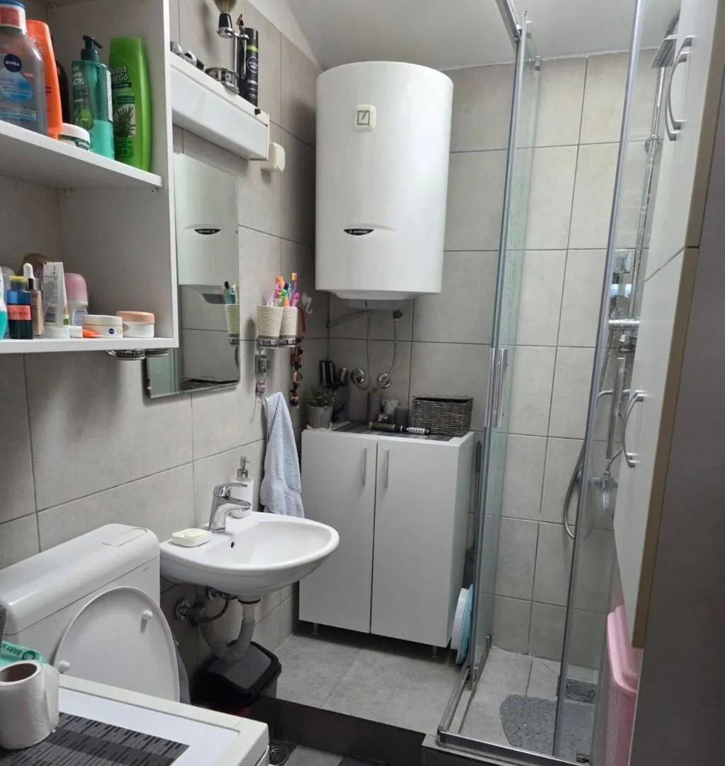 Prodaja, dvosoban stan, 72m², Seljanovo, Tivat