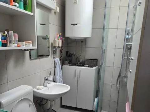 Prodaja, dvosoban stan, 72m², Seljanovo, Tivat - image 4