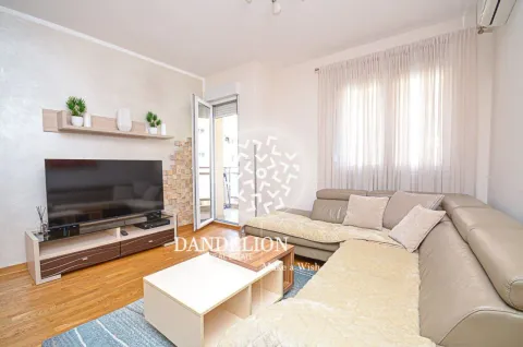 Rent, one bedroom apartment, 59m², Central Point, Podgorica - image 1397