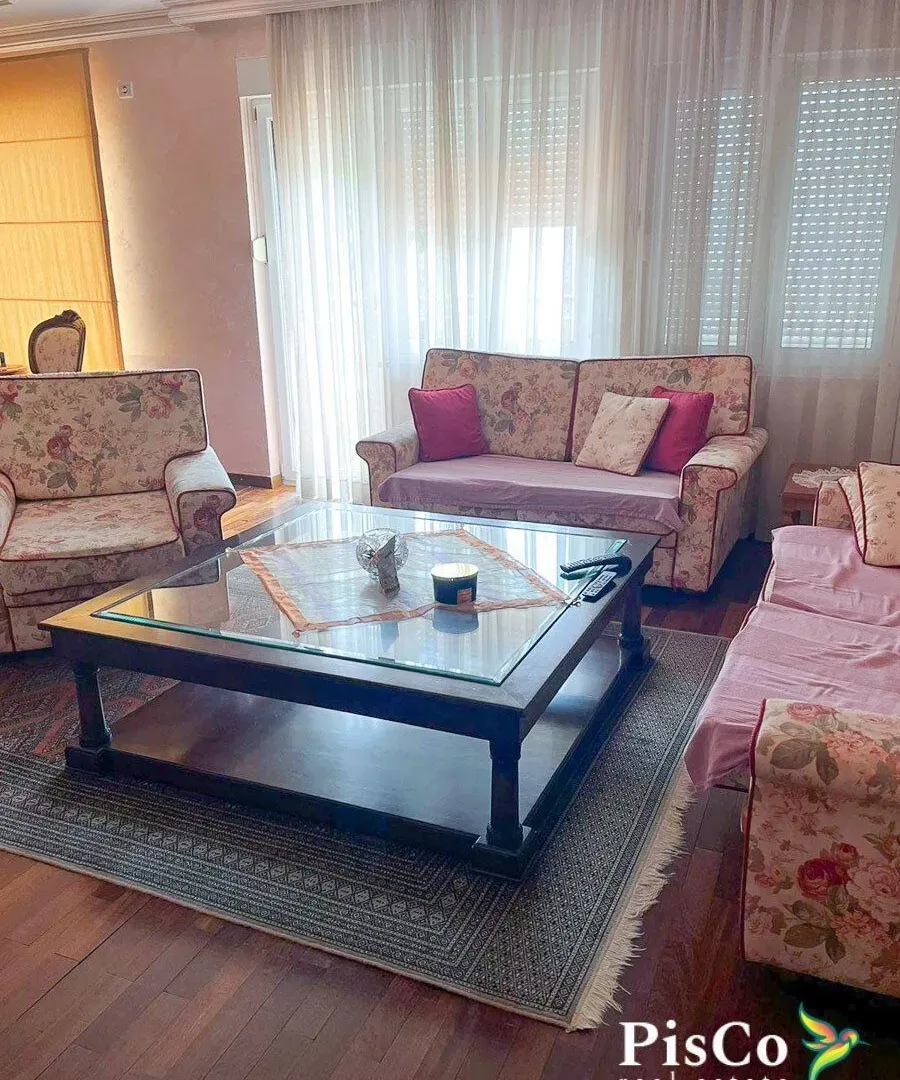 Rent, four bedroom apartment, 160m², Centar, Podgorica