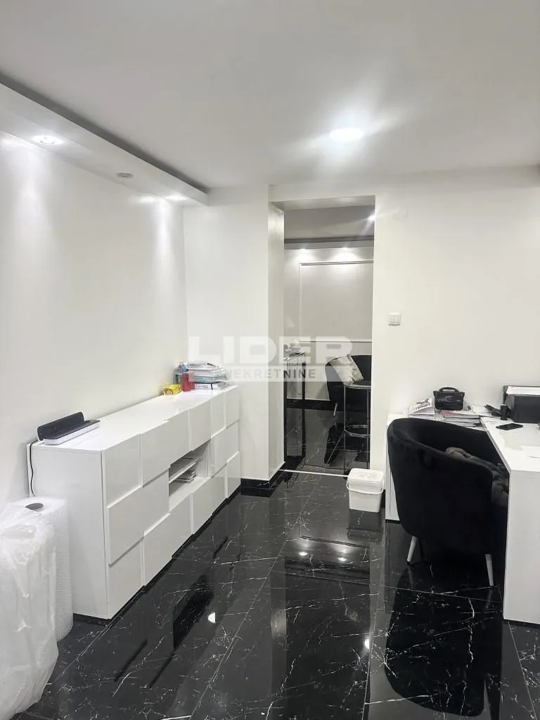 Sale, two bedroom apartment, 50m², Skadarlija, Beograd