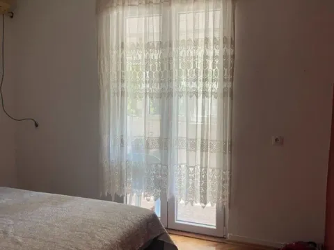 Izdavanje, jednosoban stan, 43m², Drac, Podgorica - image 8