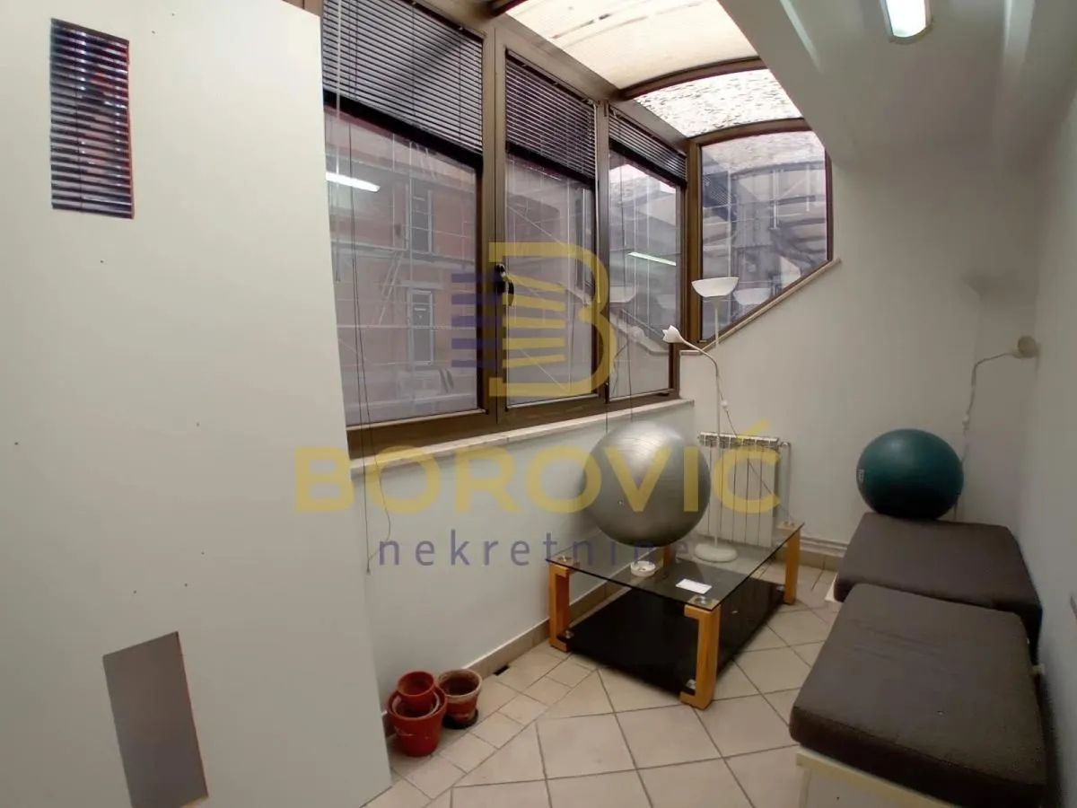 Rent, office space, 166m², Vračar Hram, Vračar Sve Podlokacije
