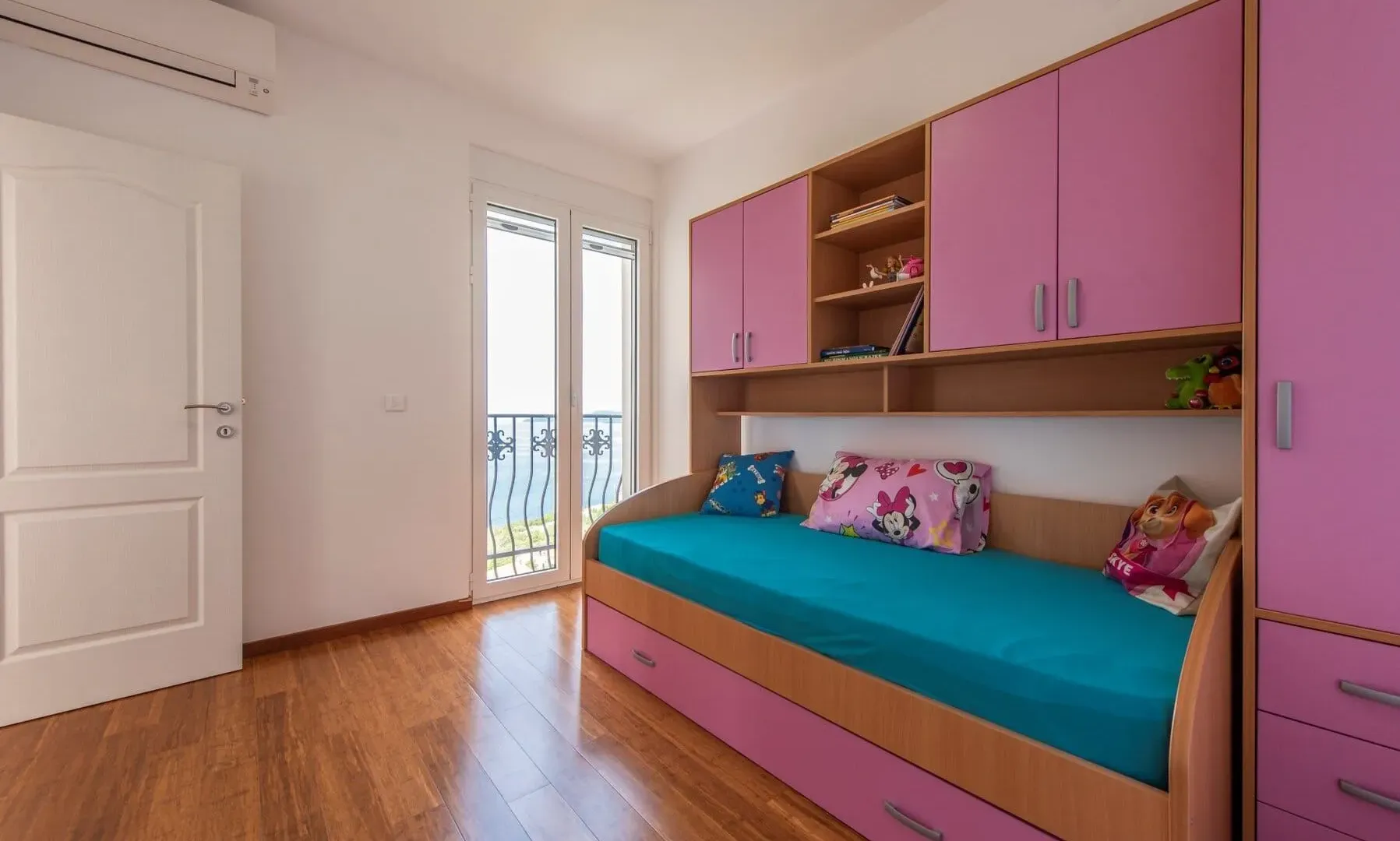 Sale, house, 270m², Reževići, Budva