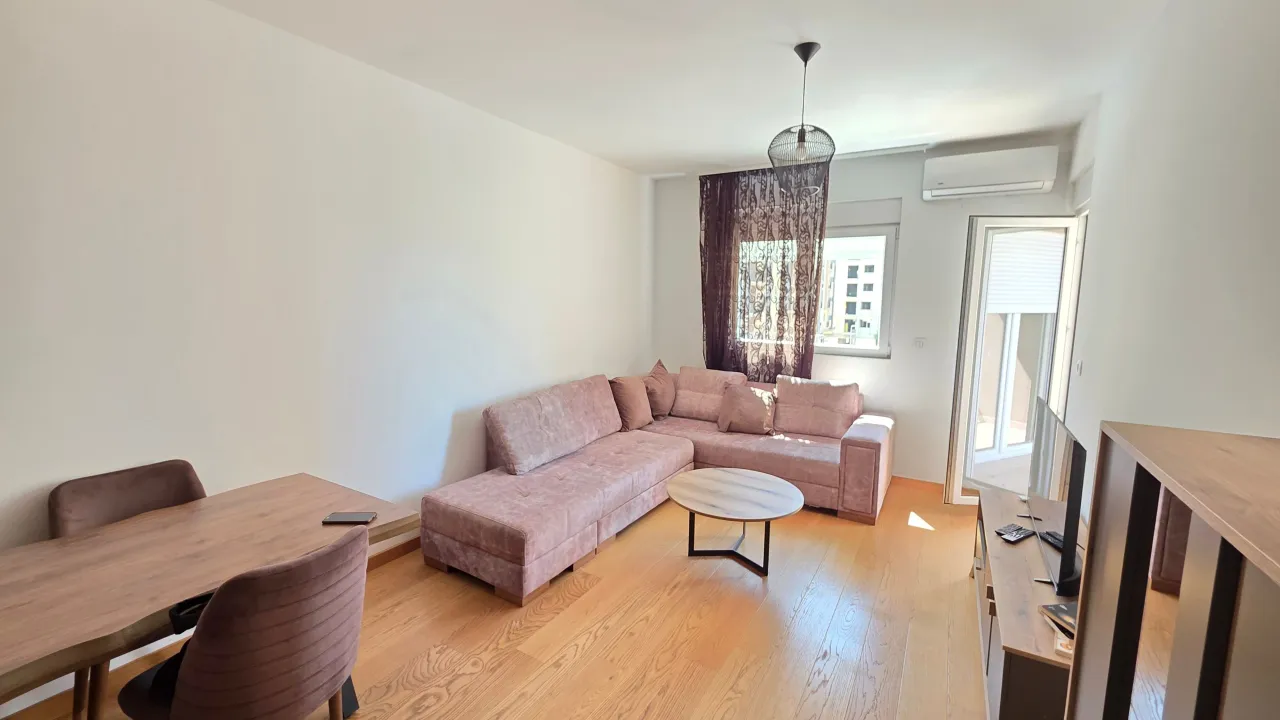 Rent, one bedroom apartment, 47m², New City, Podgorica