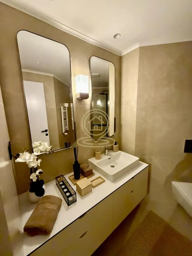 Prodaja, trosoban stan, 82m², Savski Venac, Beograd
