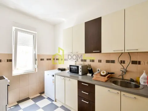 Izdavanje, dvosoban stan, 83m², Centar, Podgorica - image 5